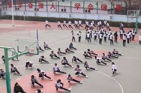 欧文谈萨拉赫言论：这是团队运动，真的不应该公开说那些话