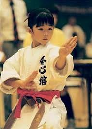 德甲半场：布兰特破门，吉拉西倒地未判点，多特1-0霍芬海姆