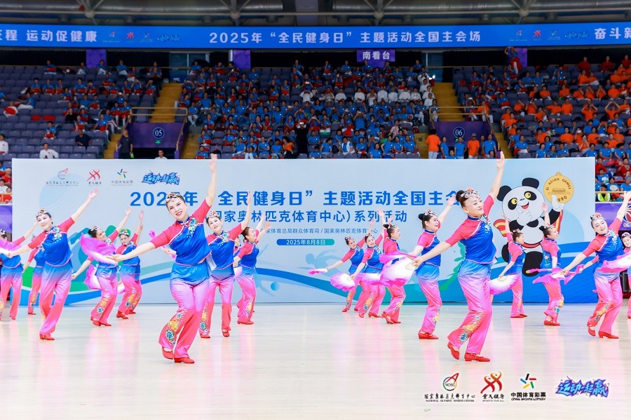 埃尔纳内斯：并非所有手球或者手臂触球都是点球，规则需要改